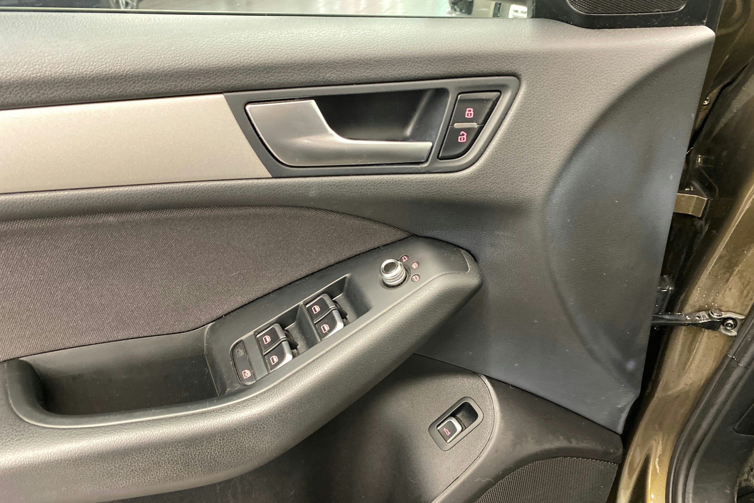 ruskea (beige) Audi Q5 2013 kuva 19.