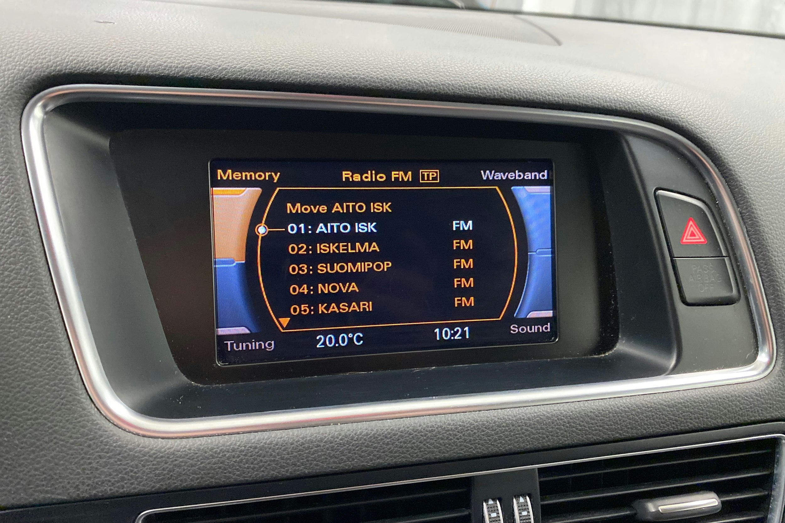 ruskea (beige) Audi Q5 2013 kuva 21.