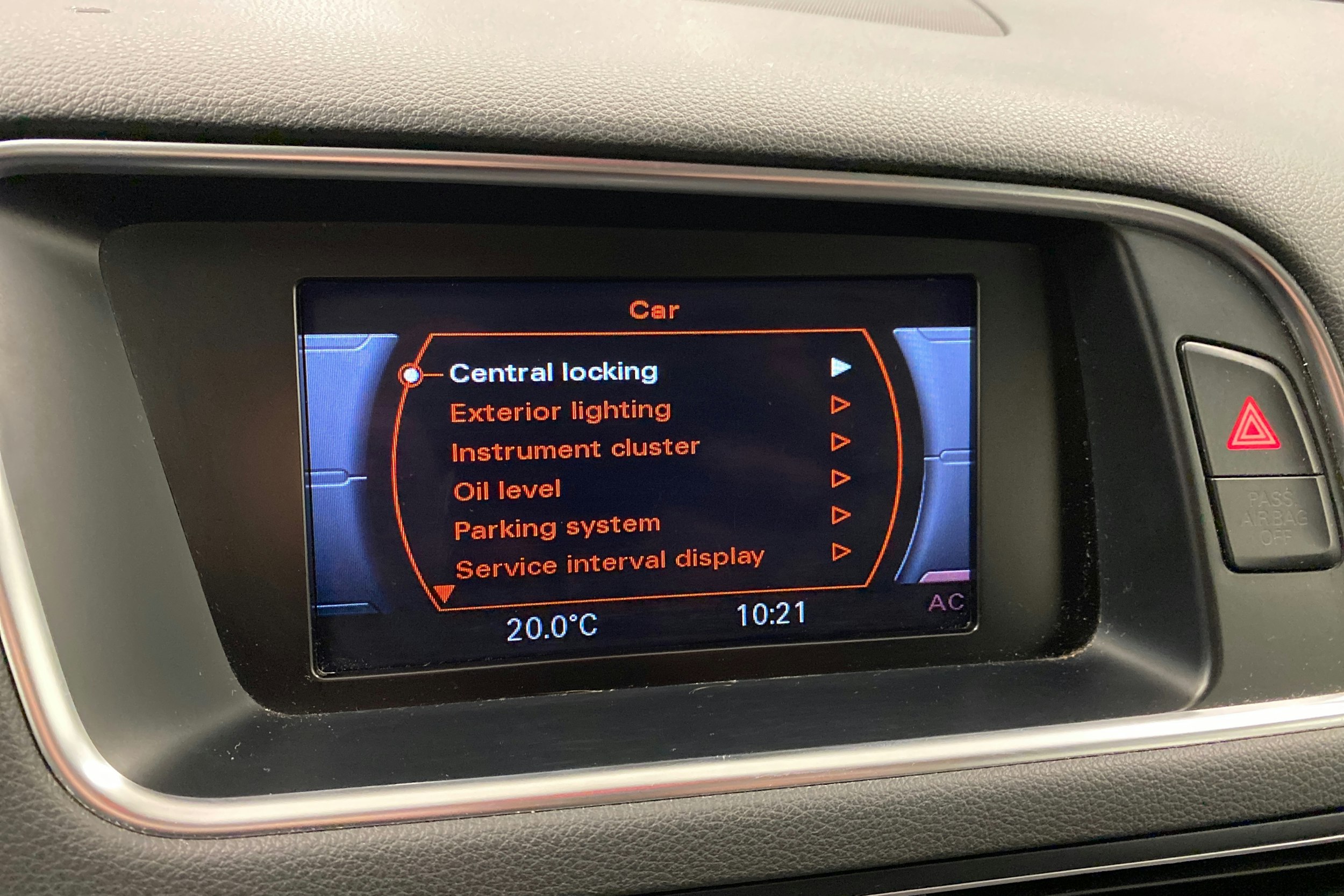 ruskea (beige) Audi Q5 2013 kuva 22.