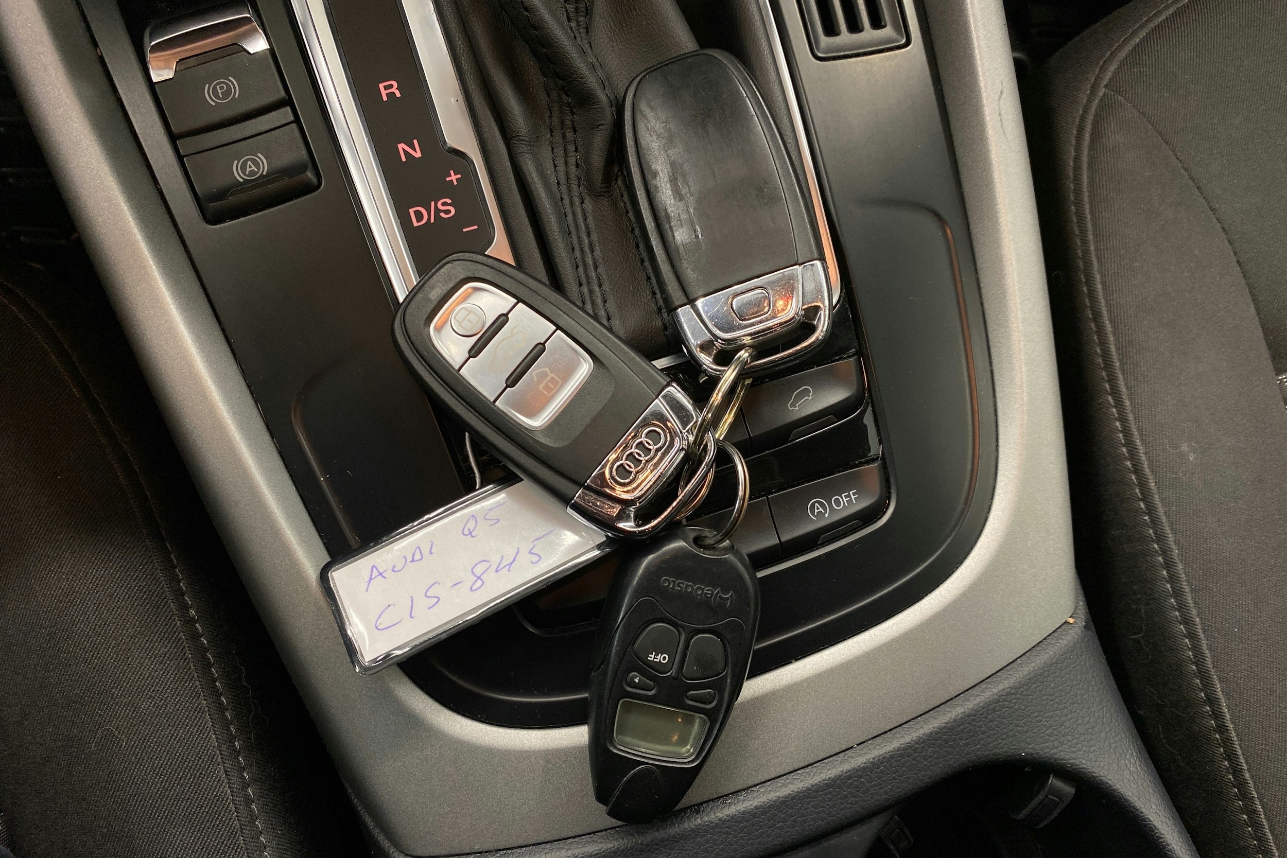 ruskea (beige) Audi Q5 2013 kuva 25.