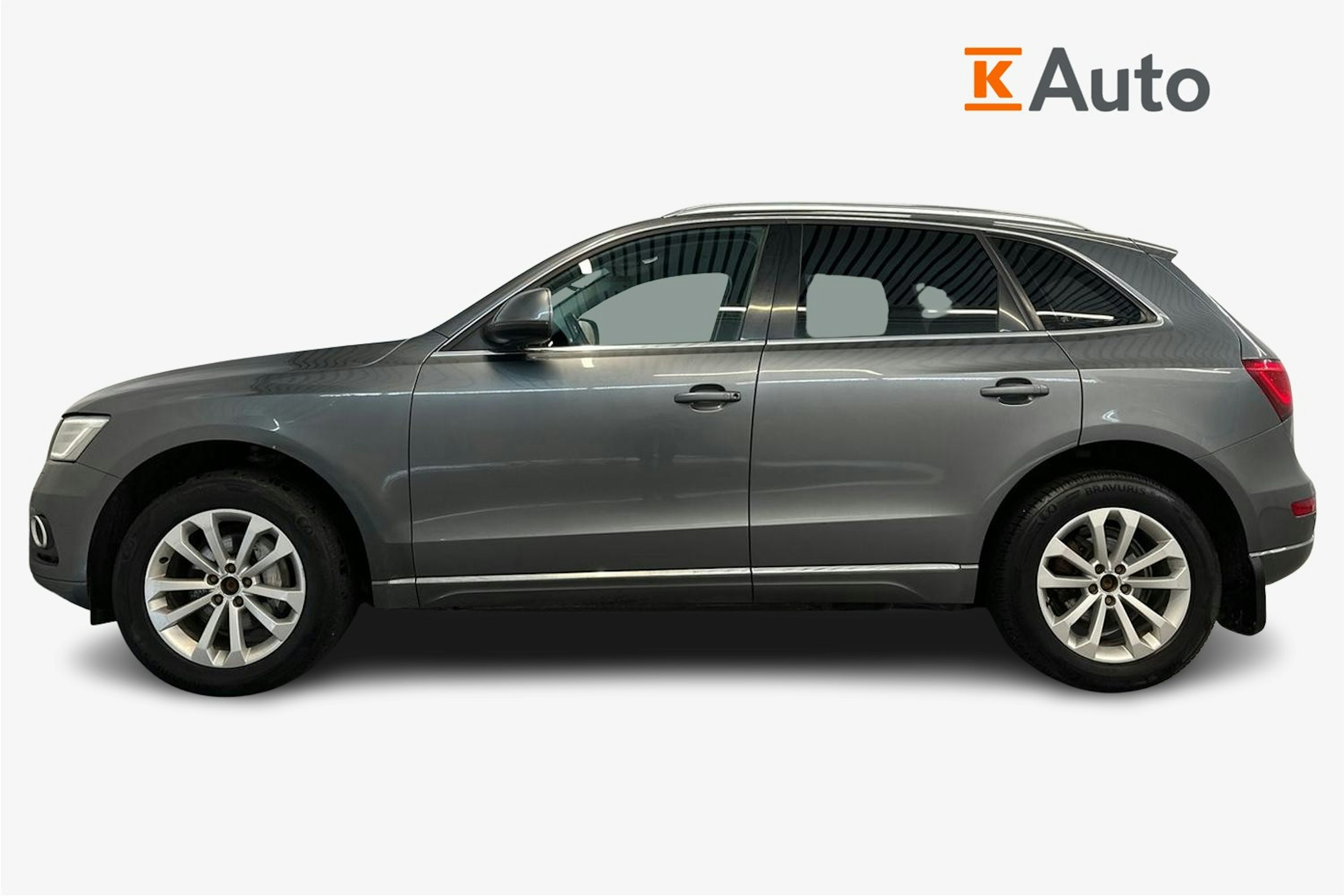 harmaa Audi Q5 2013 kuva 6.
