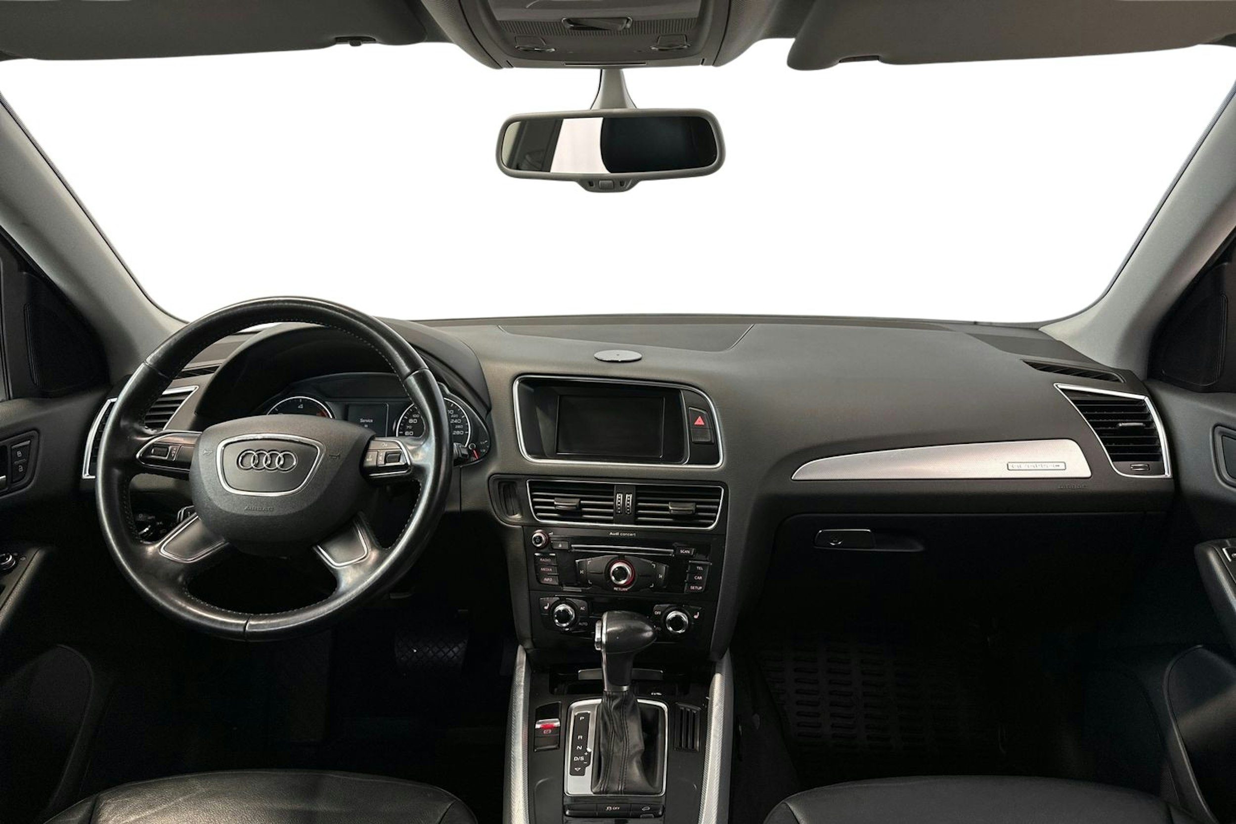 harmaa Audi Q5 2013 kuva 9.