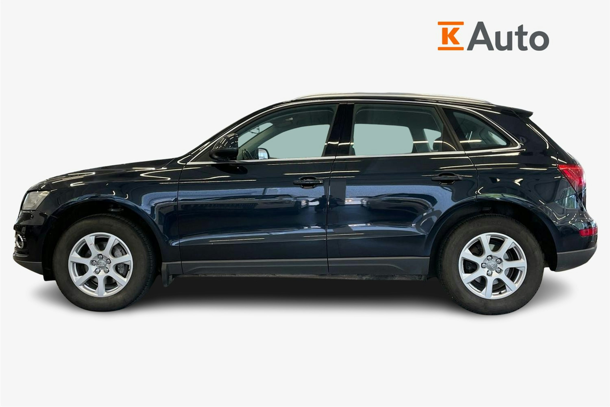 Sininen Audi Q5 2013 kuva 6.