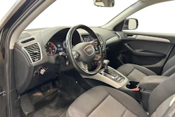 musta Audi Q5 2013 kuva 6.