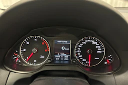 musta Audi Q5 2013 kuva 13.