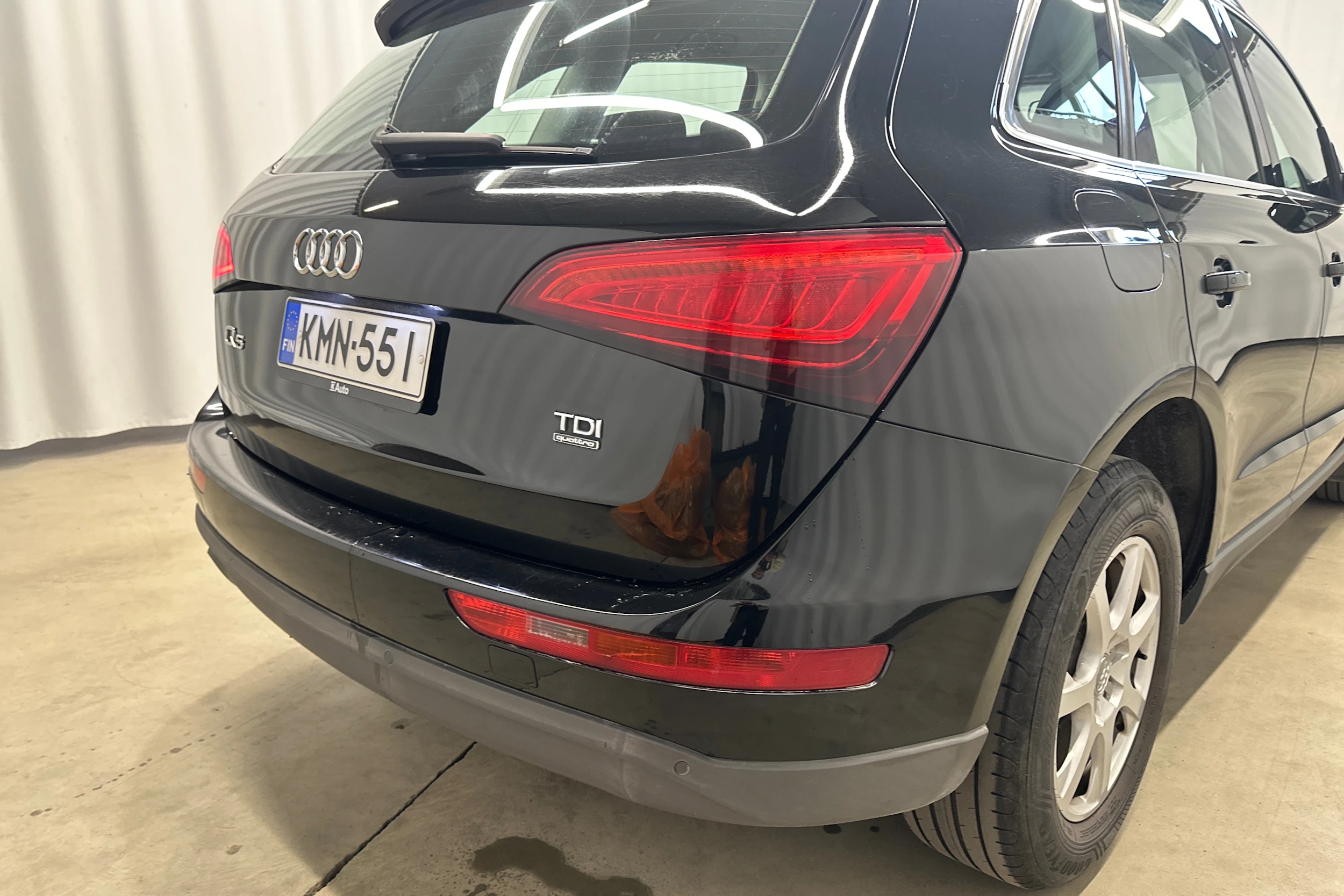 musta Audi Q5 2013 kuva 24.