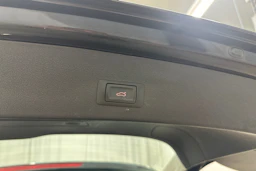 musta Audi Q5 2013 kuva 29.