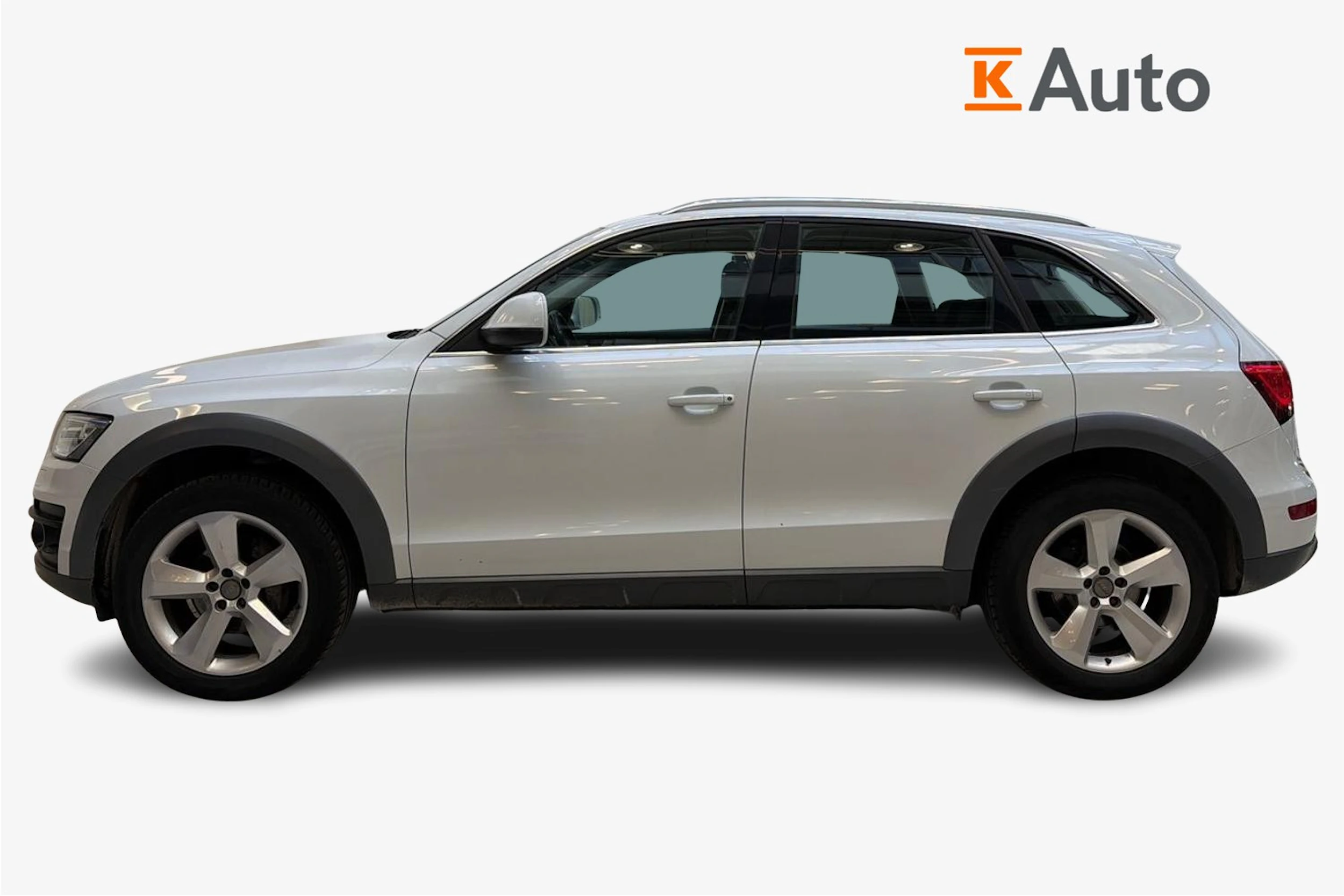 valkoinen Audi Q5 2013 kuva 5.