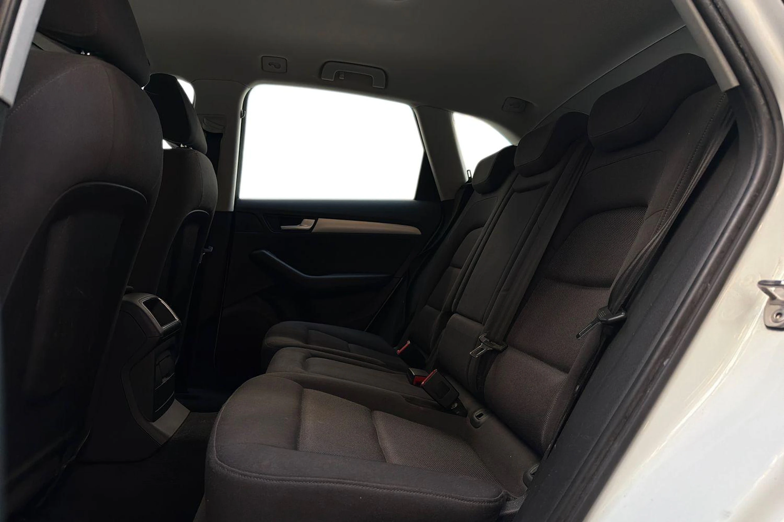 valkoinen Audi Q5 2013 kuva 8.