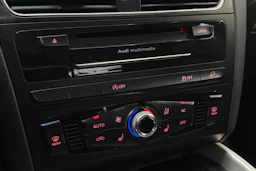 valkoinen Audi Q5 2013 kuva 22.