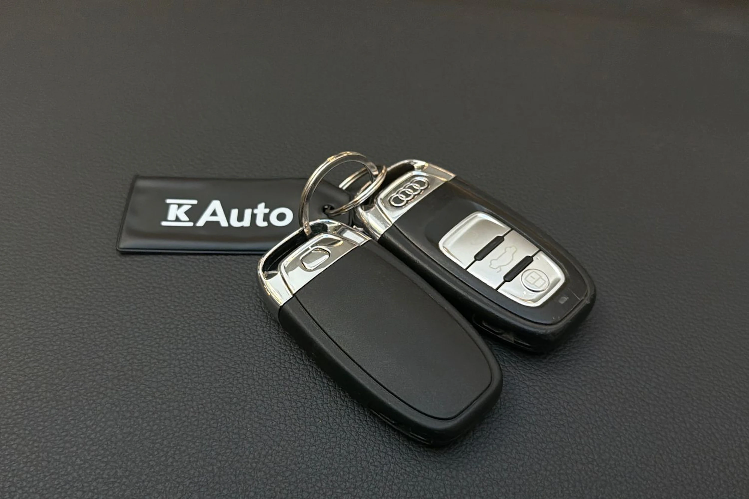 valkoinen Audi Q5 2013 kuva 26.