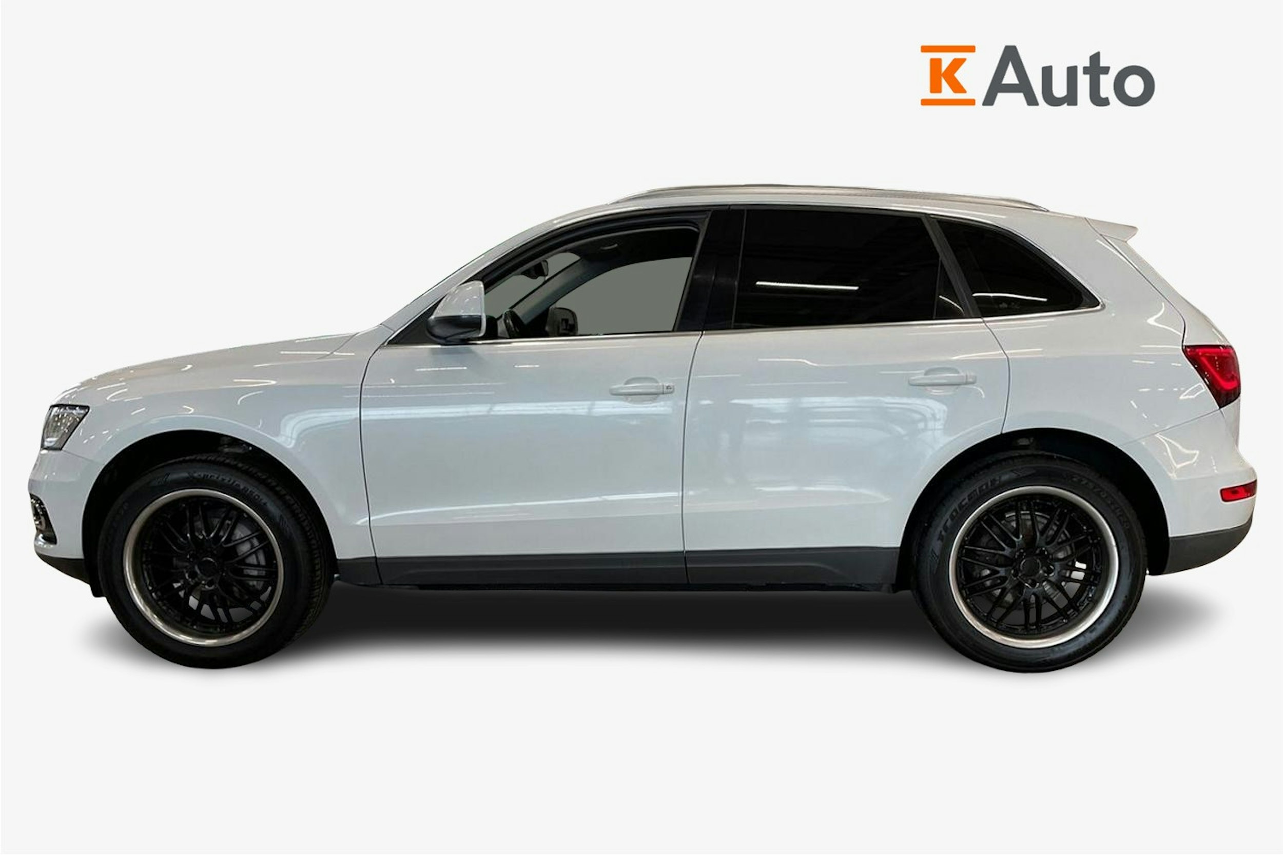 valkoinen Audi Q5 2013 kuva 5.