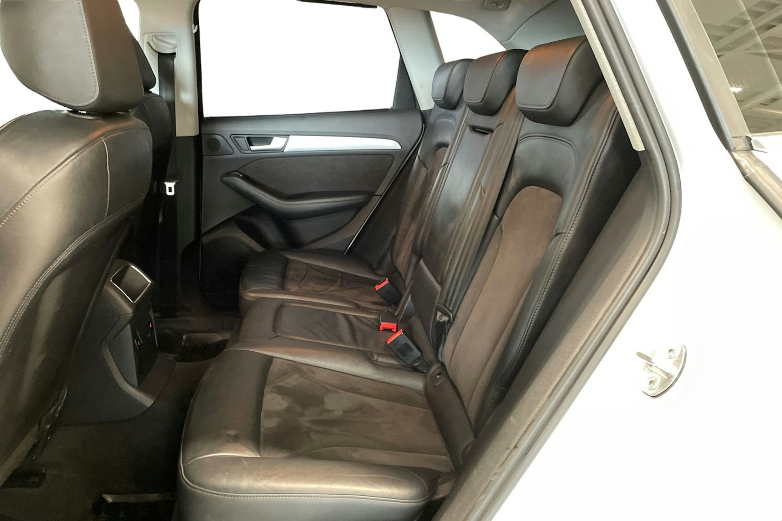 valkoinen Audi Q5 2013 kuva 8.