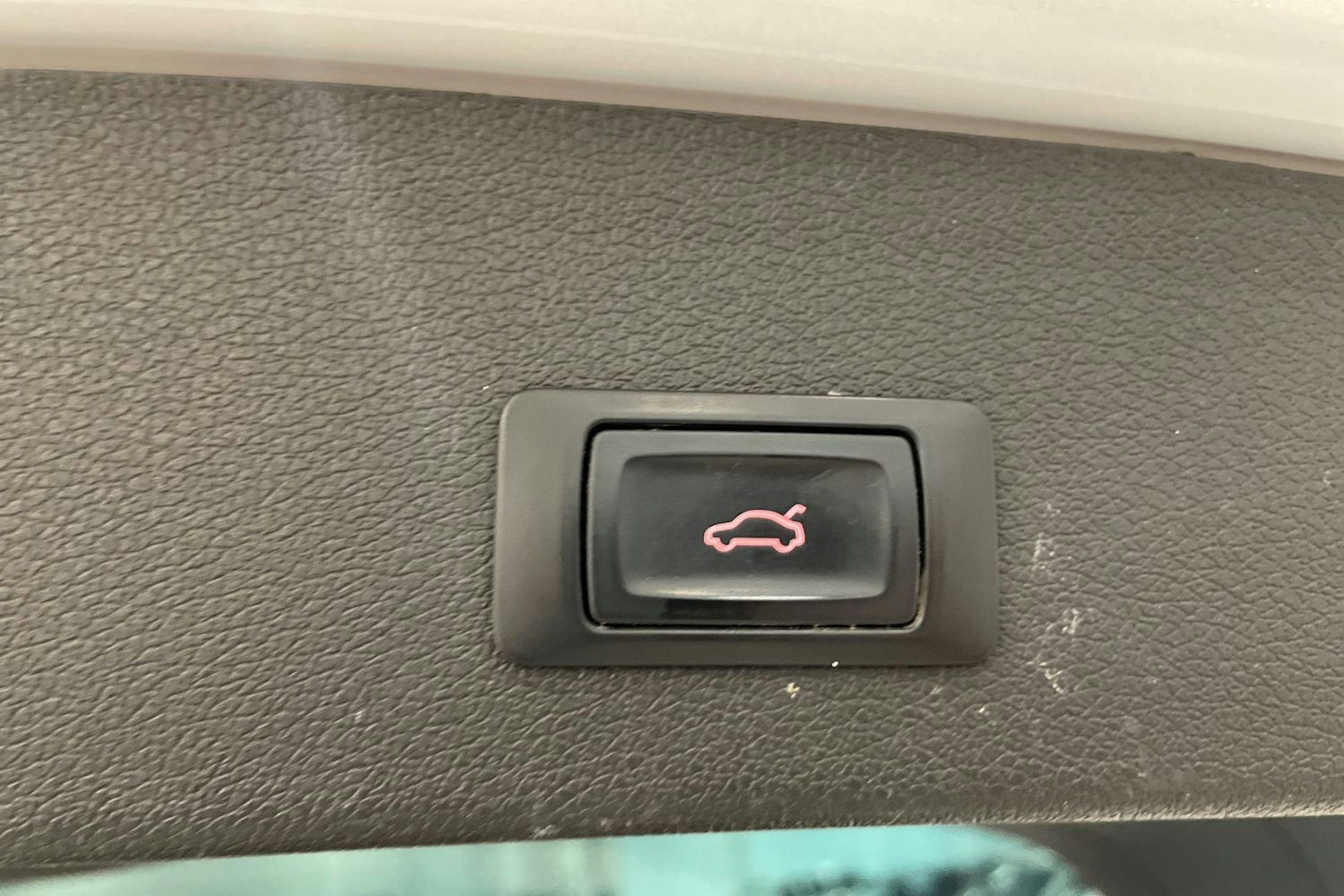 valkoinen Audi Q5 2013 kuva 32.
