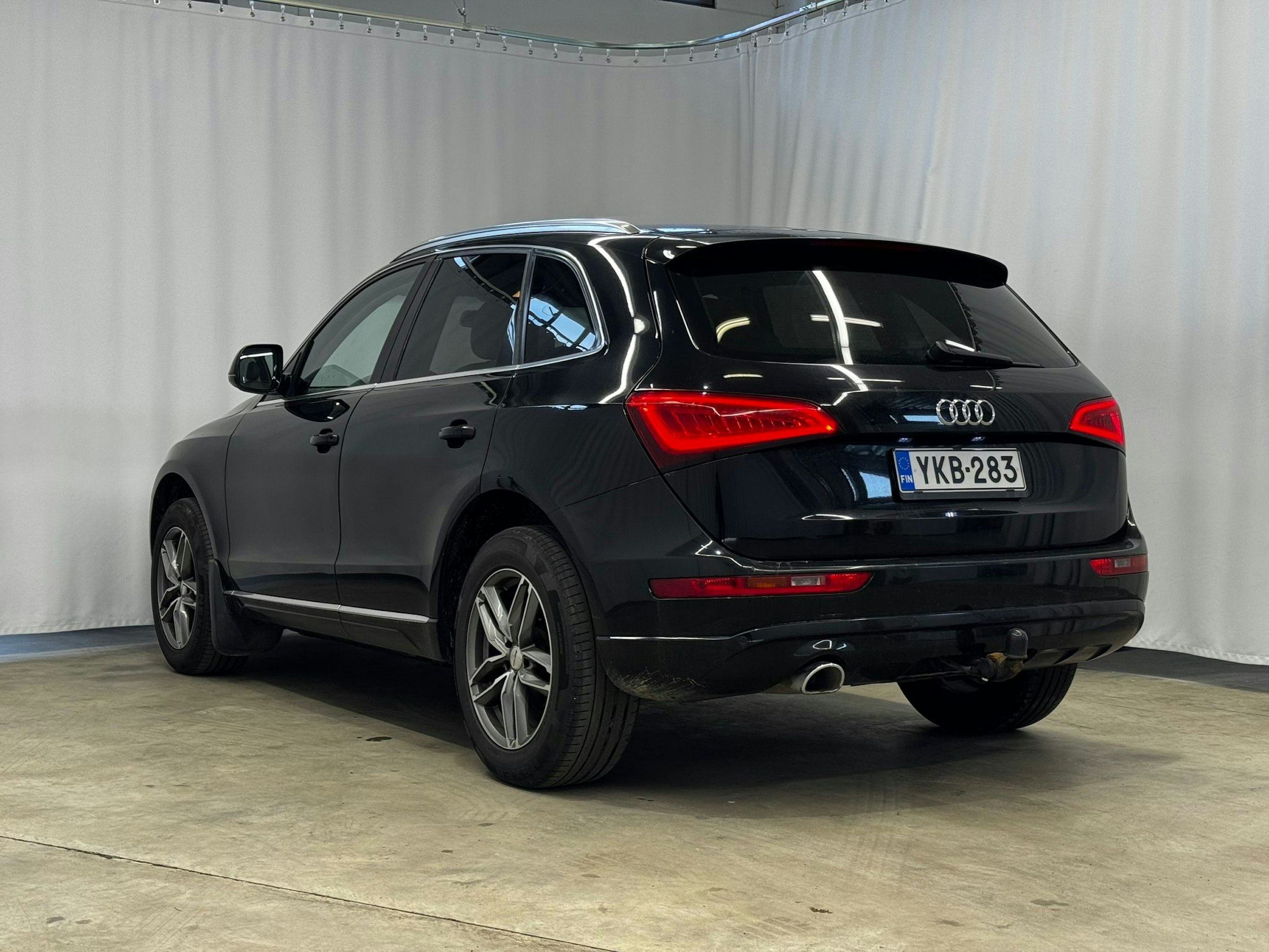 musta Audi Q5 2013 kuva 2.