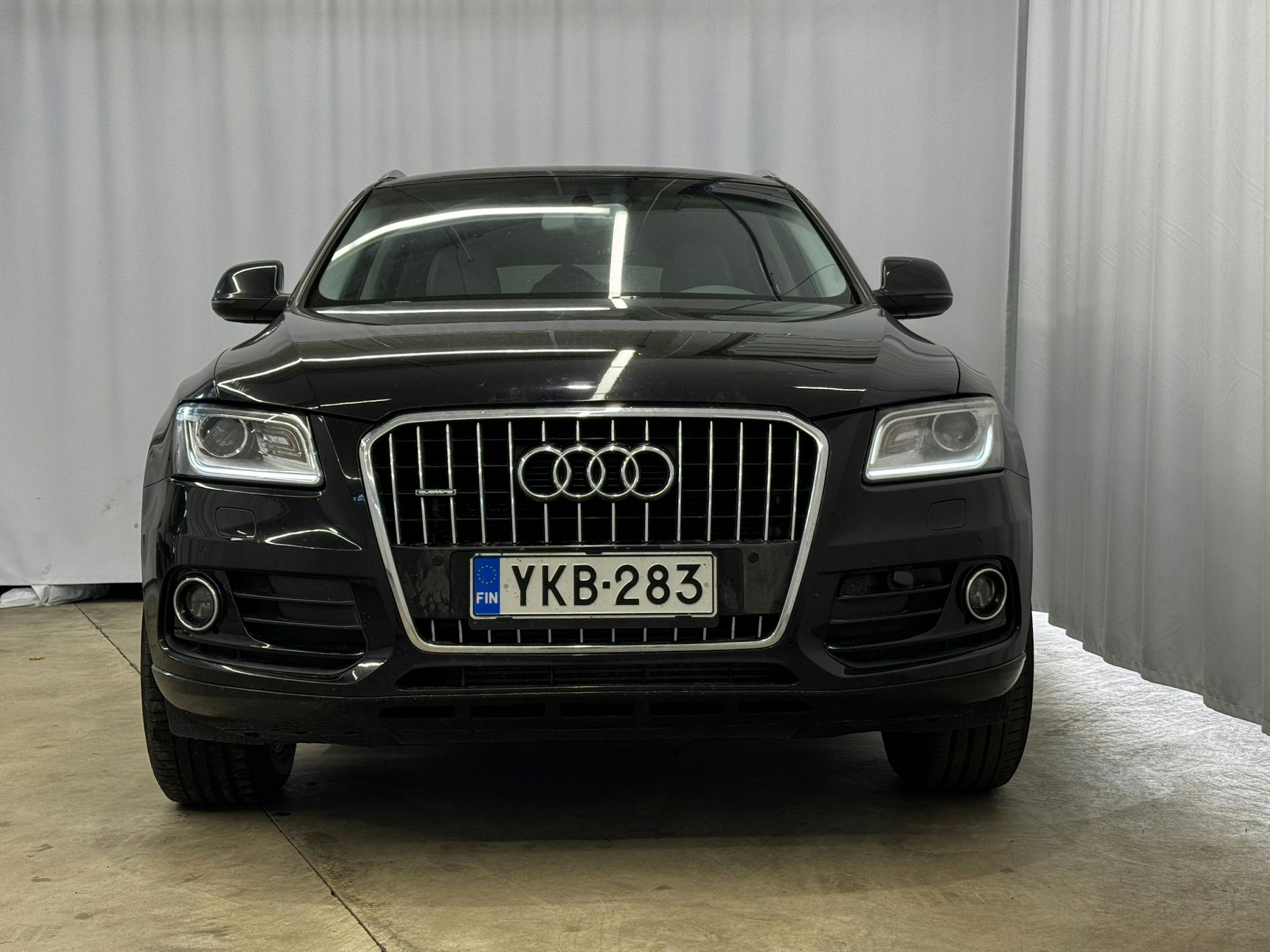 musta Audi Q5 2013 kuva 4.