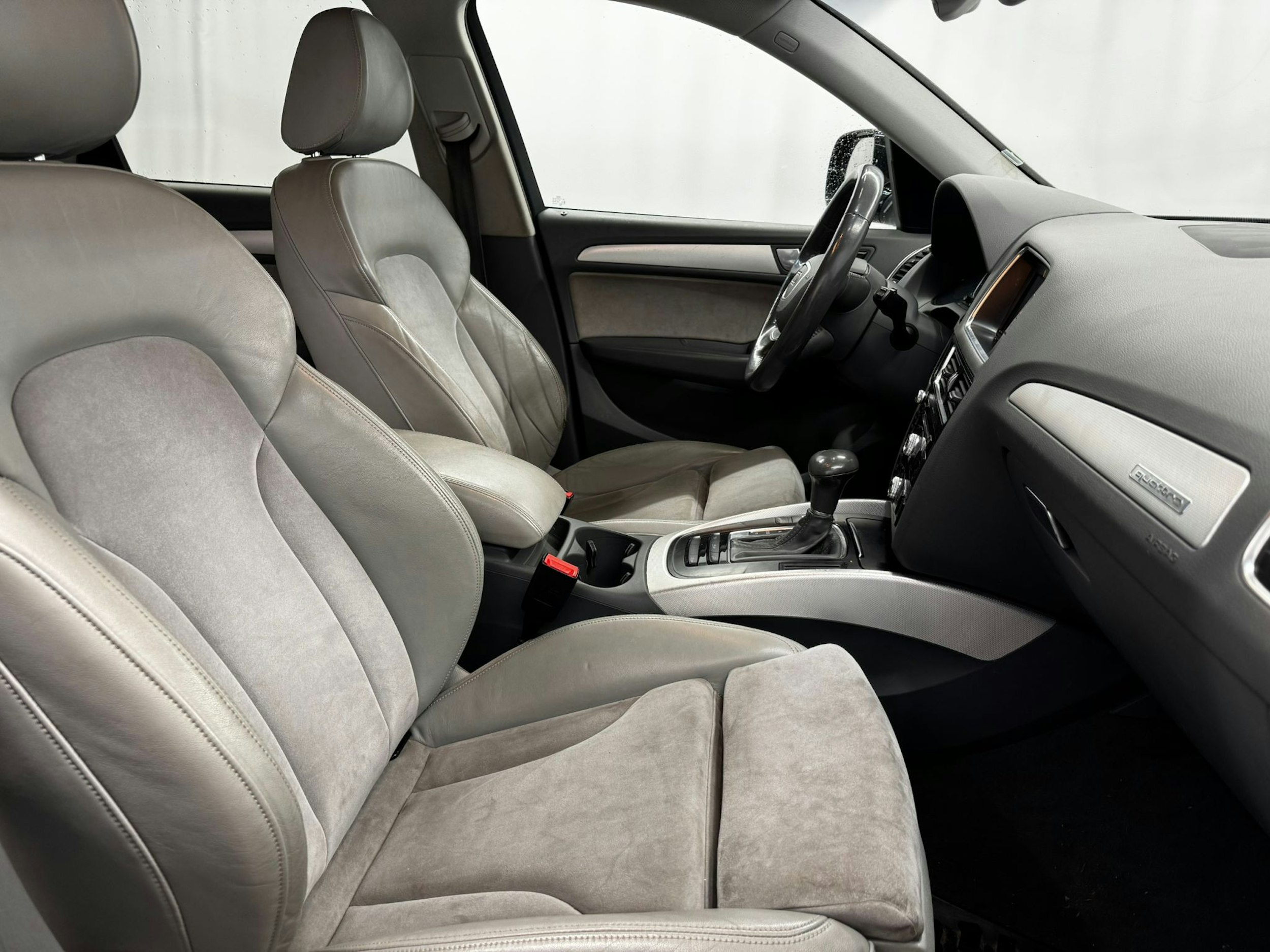 musta Audi Q5 2013 kuva 7.