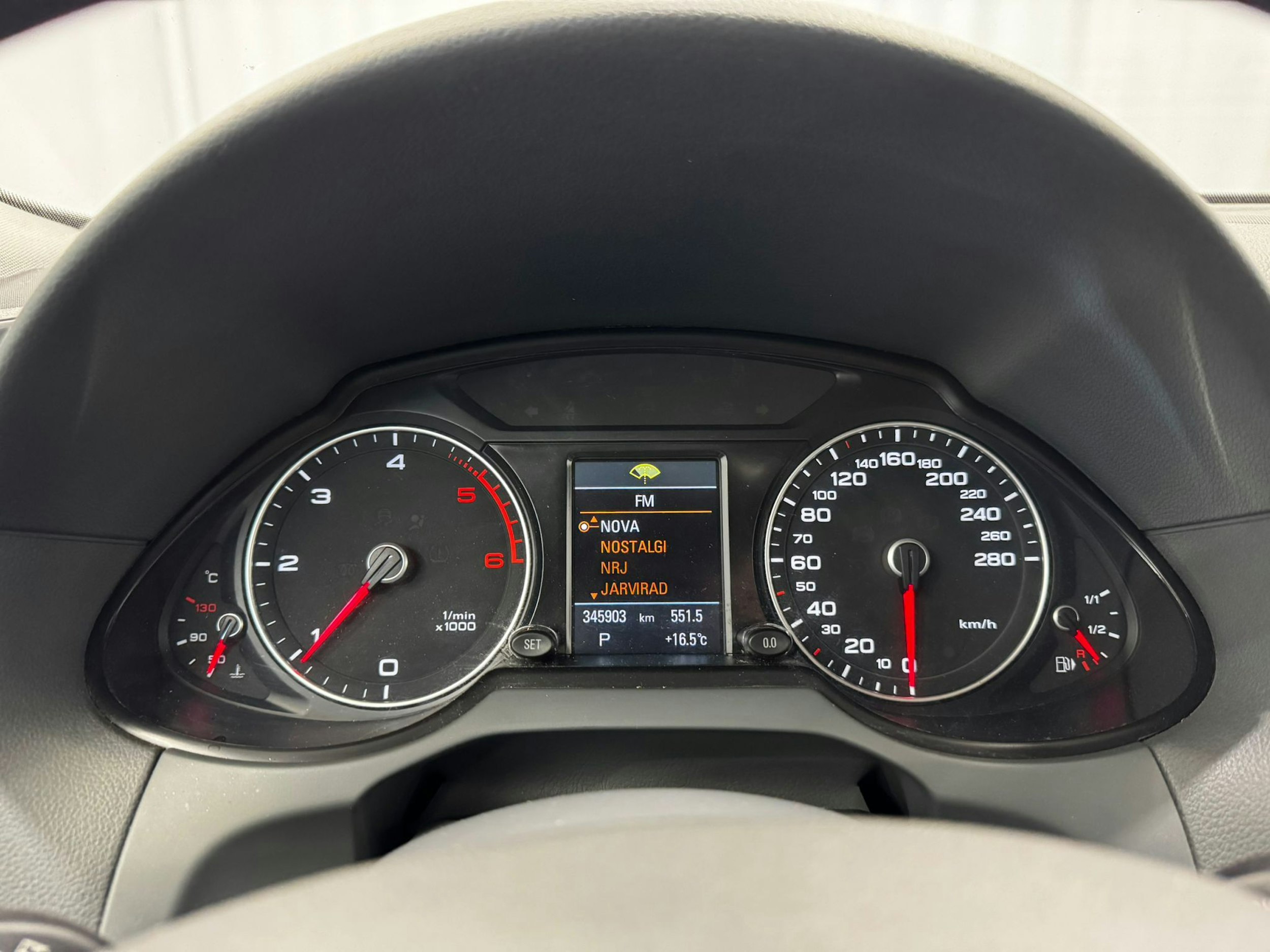 musta Audi Q5 2013 kuva 11.