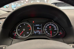 valkoinen Audi Q5 2015 kuva 16.