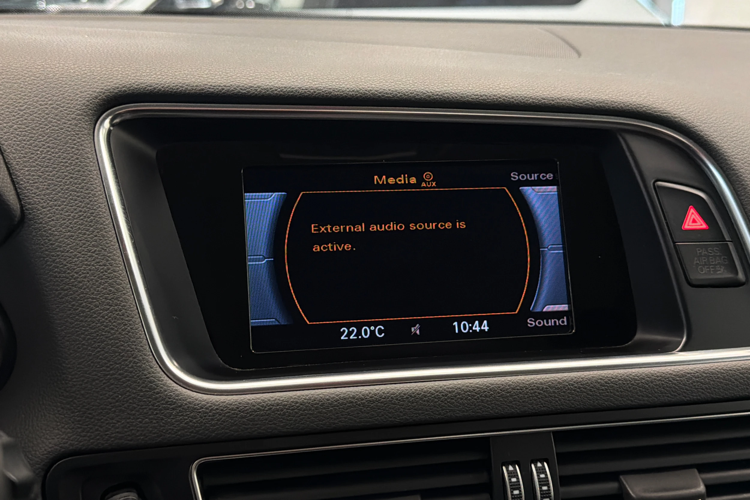 valkoinen Audi Q5 2015 kuva 22.