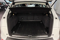 valkoinen Audi Q5 2015 kuva 24.
