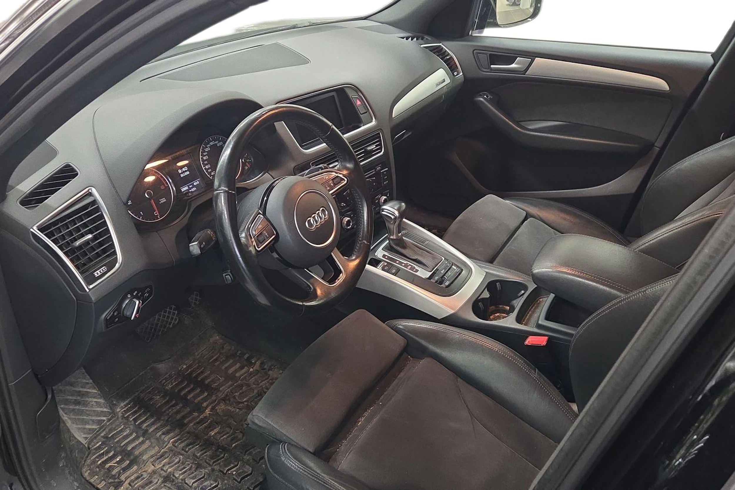 musta Audi Q5 2014 kuva 3.