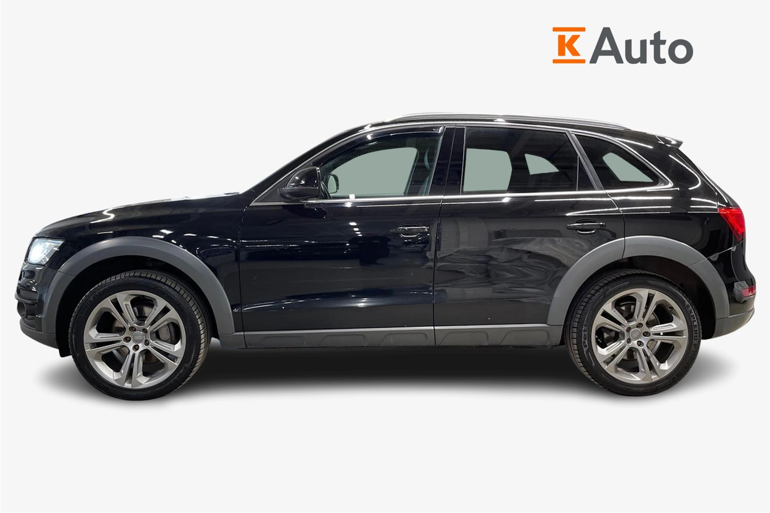 musta Audi Q5 2014 kuva 5.