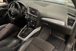 musta Audi Q5 2014 kuva 22.