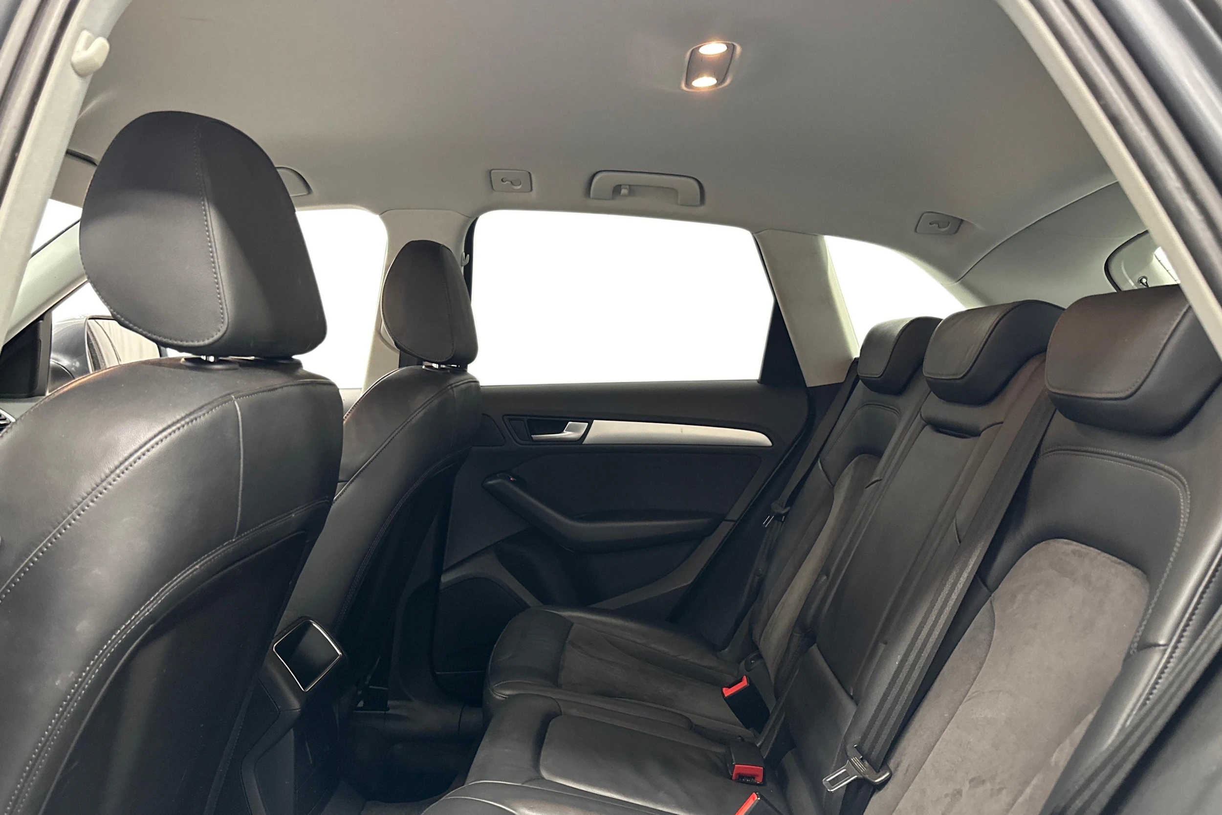 met. harmaa Audi Q5 2014 kuva 8.