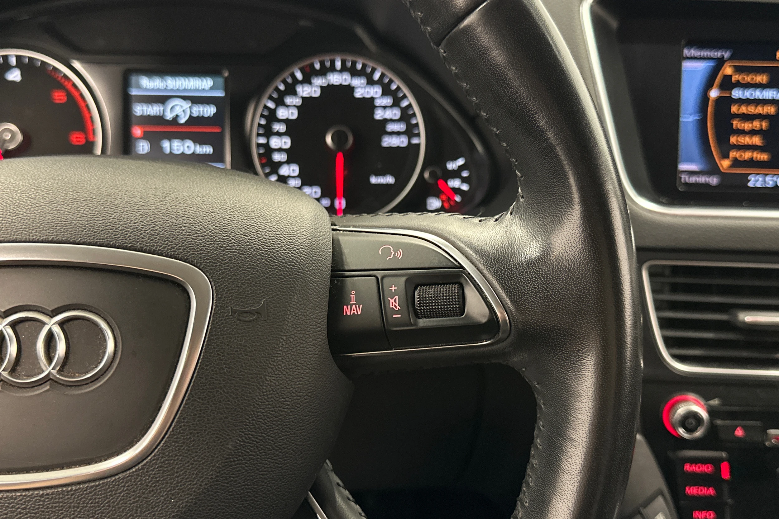 met. harmaa Audi Q5 2014 kuva 14.