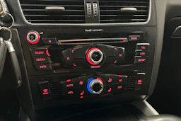 met. harmaa Audi Q5 2014 kuva 17.