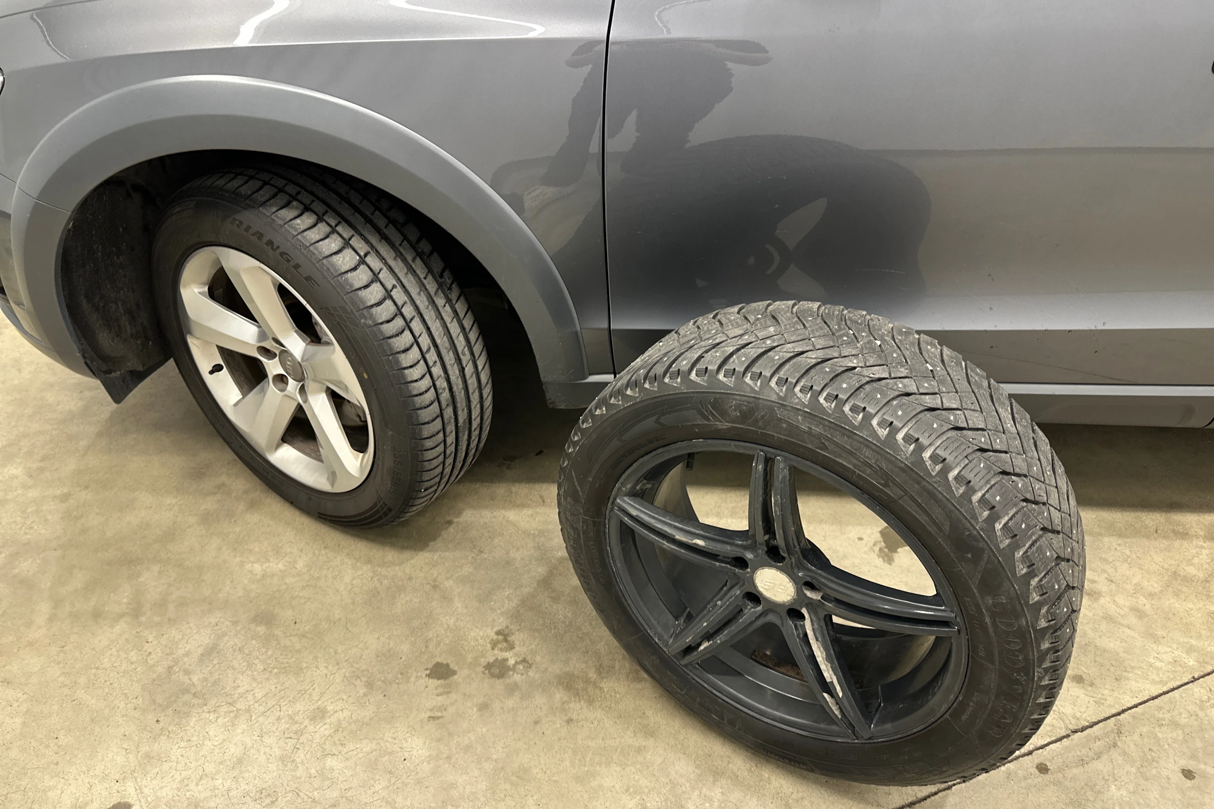 met. harmaa Audi Q5 2014 kuva 25.