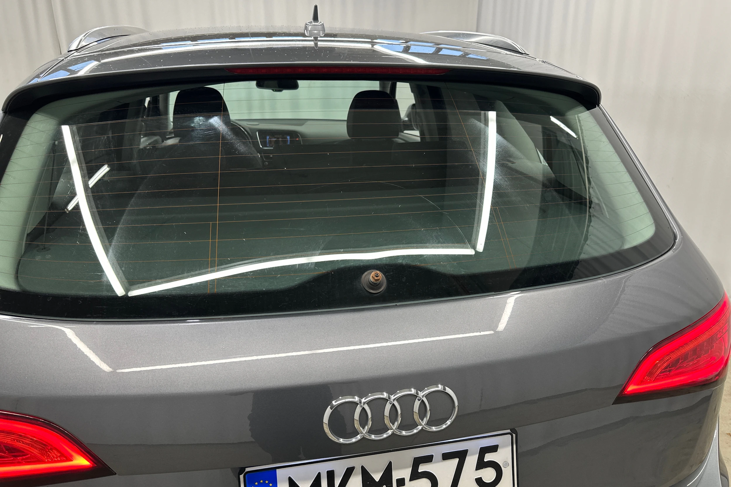 met. harmaa Audi Q5 2014 kuva 26.