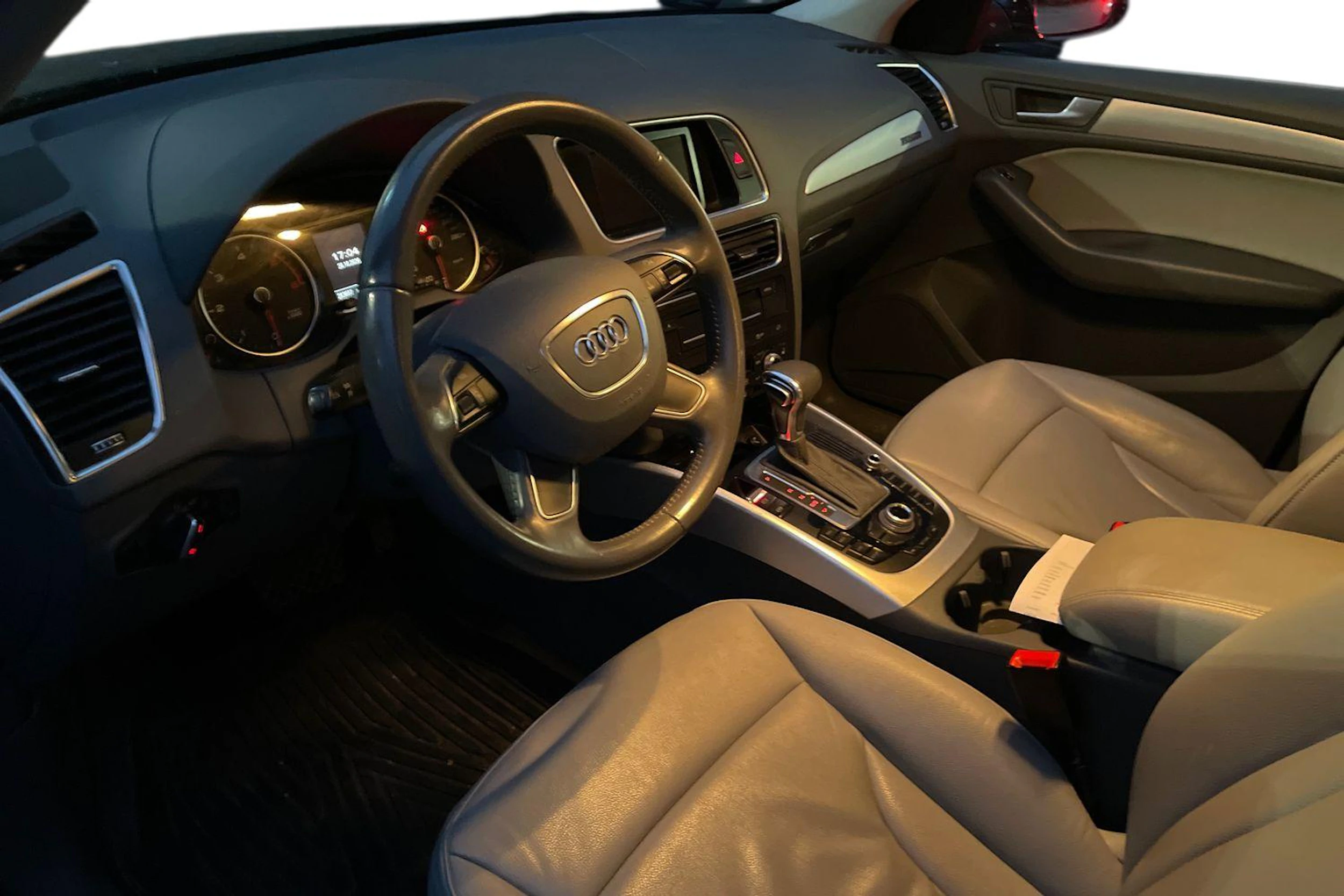 musta Audi Q5 2014 kuva 3.