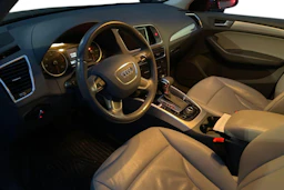 musta Audi Q5 2014 kuva 3.