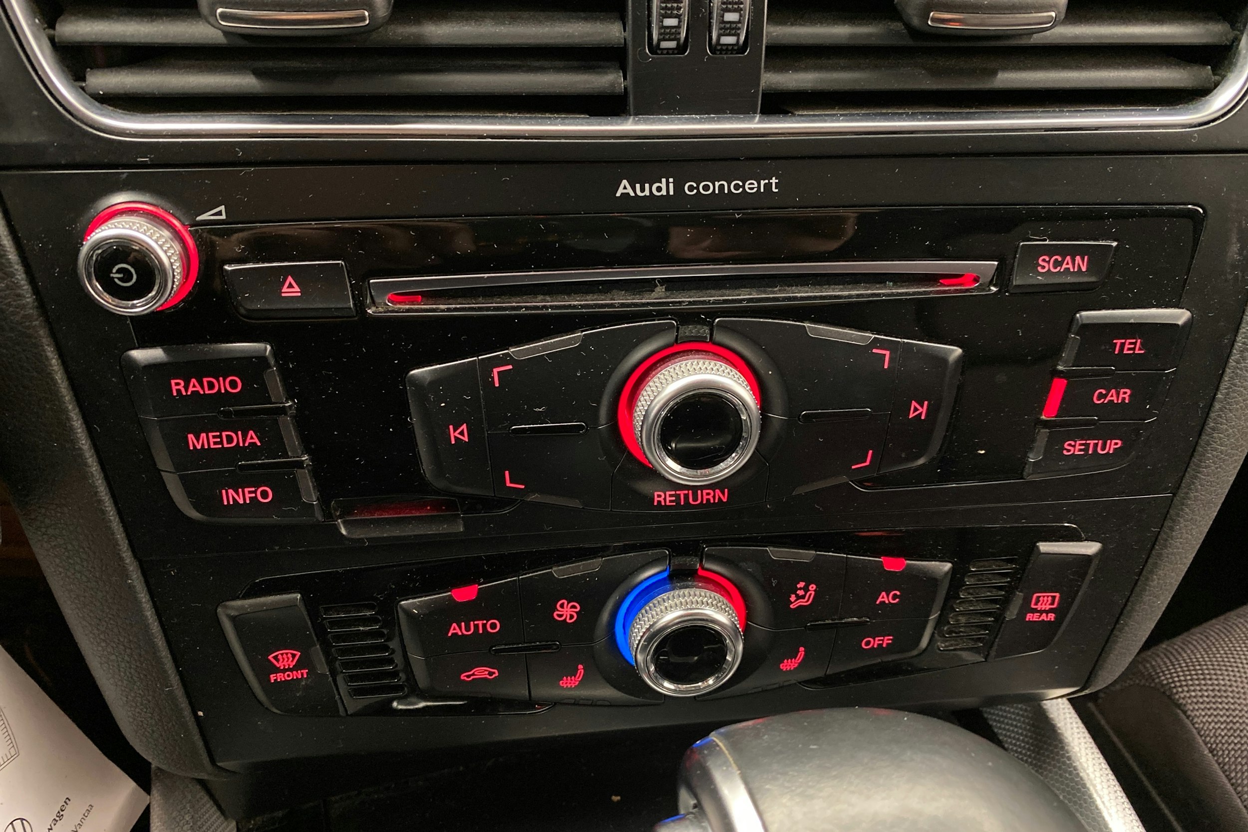 Valkoinen Audi Q5 2014 kuva 15.