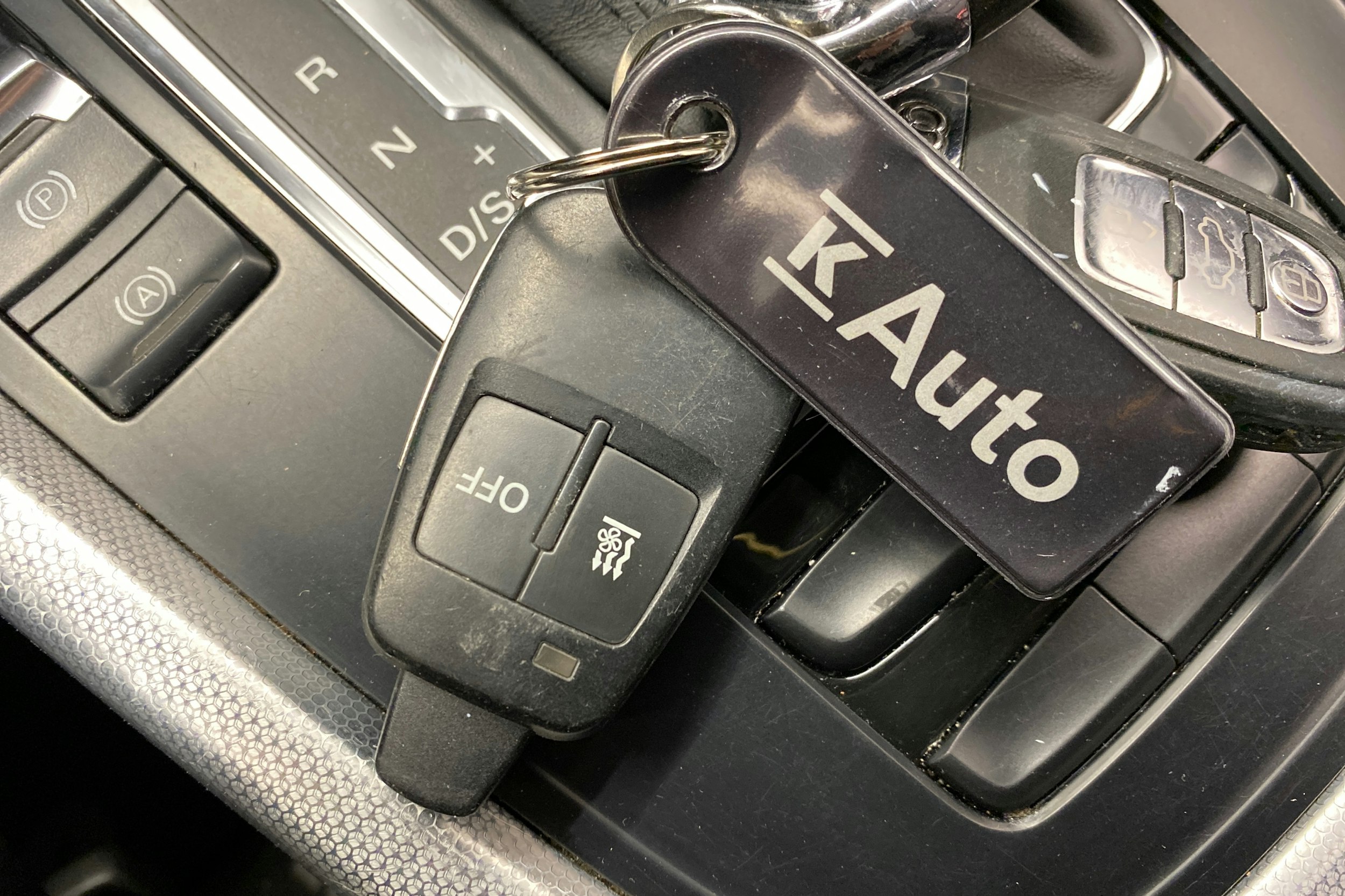 Valkoinen Audi Q5 2014 kuva 21.