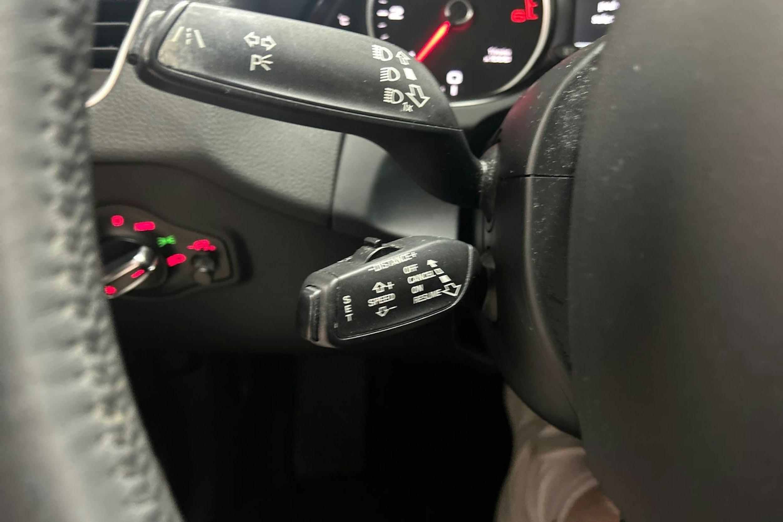 harmaa Audi Q5 2014 kuva 18.