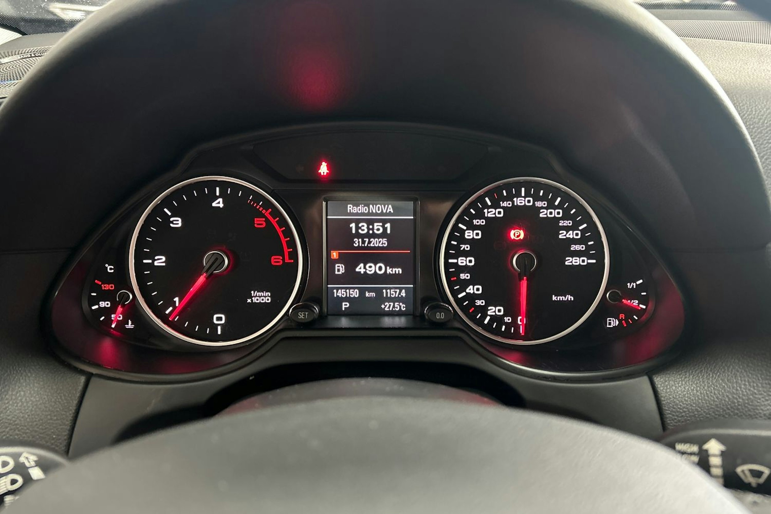 harmaa Audi Q5 2014 kuva 19.