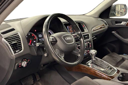 Musta Audi Q5 2014 kuva 3.