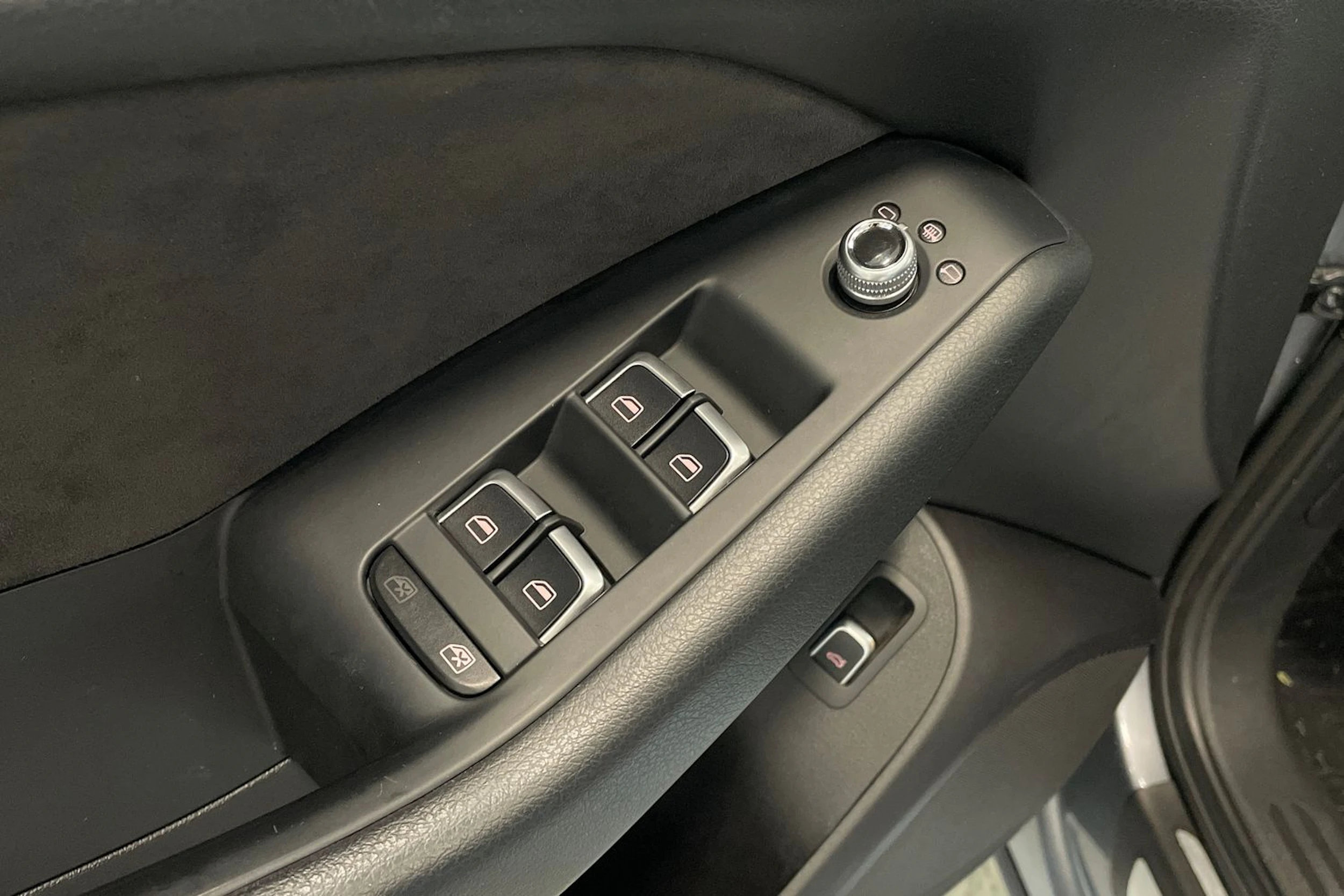 harmaa Audi Q5 2014 kuva 26.