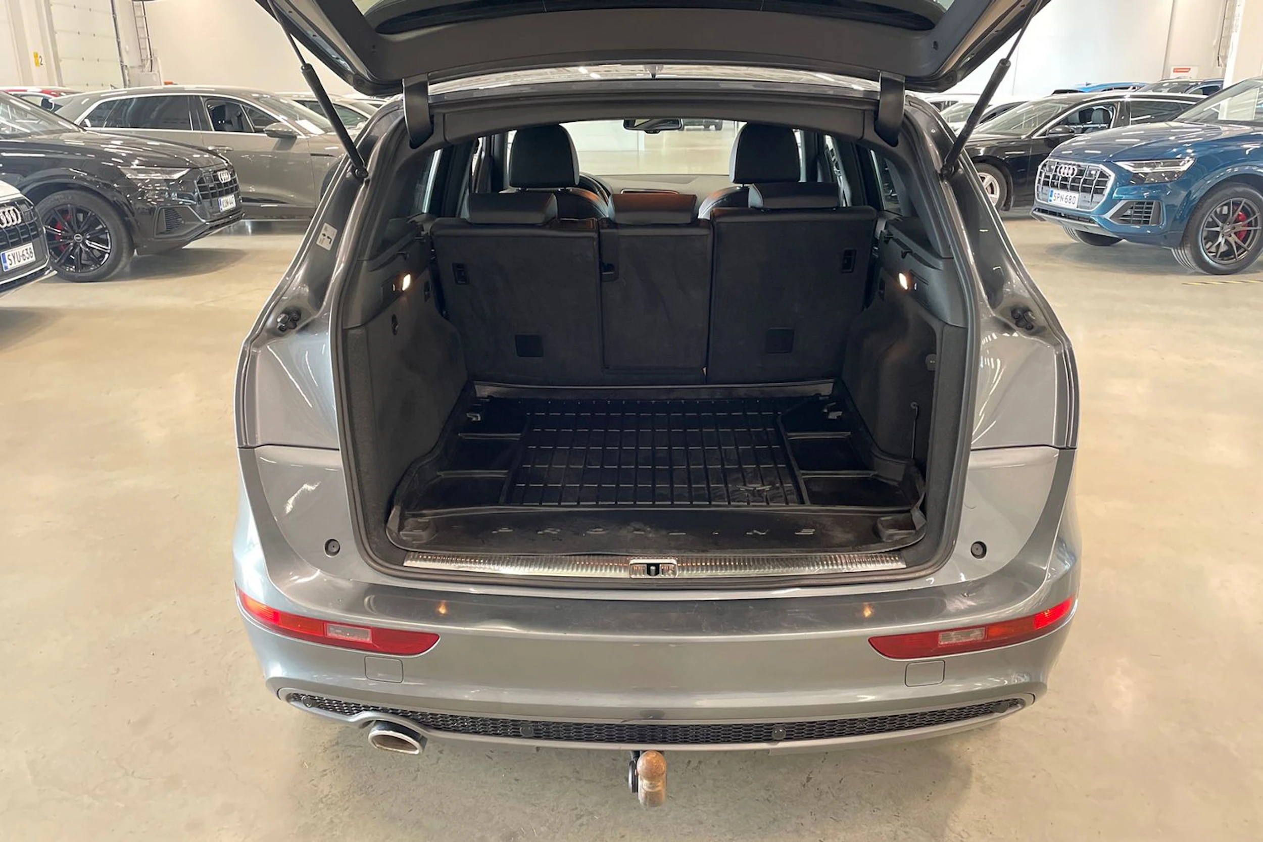 harmaa Audi Q5 2014 kuva 27.