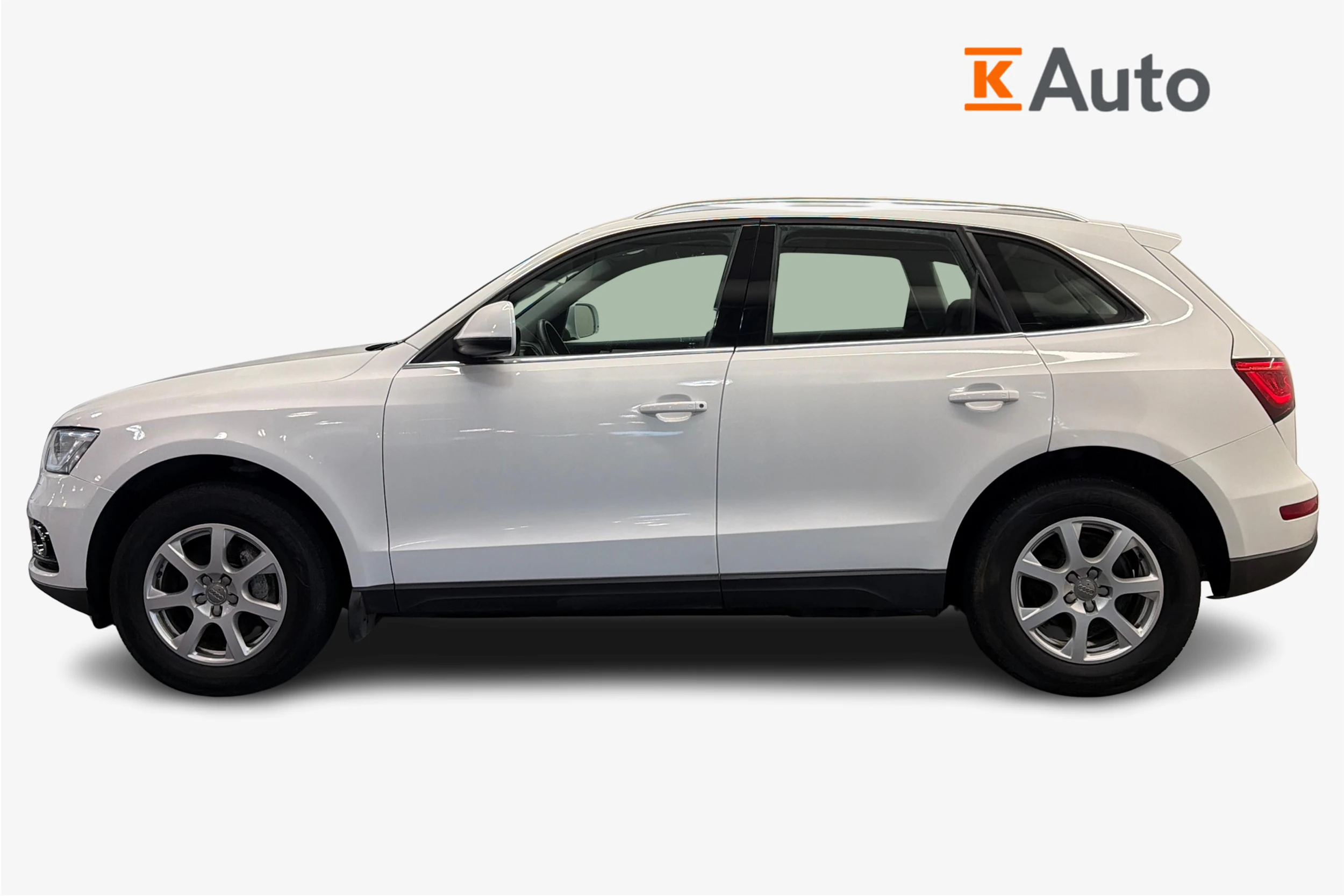 Valkoinen Audi Q5 2014 kuva 5.