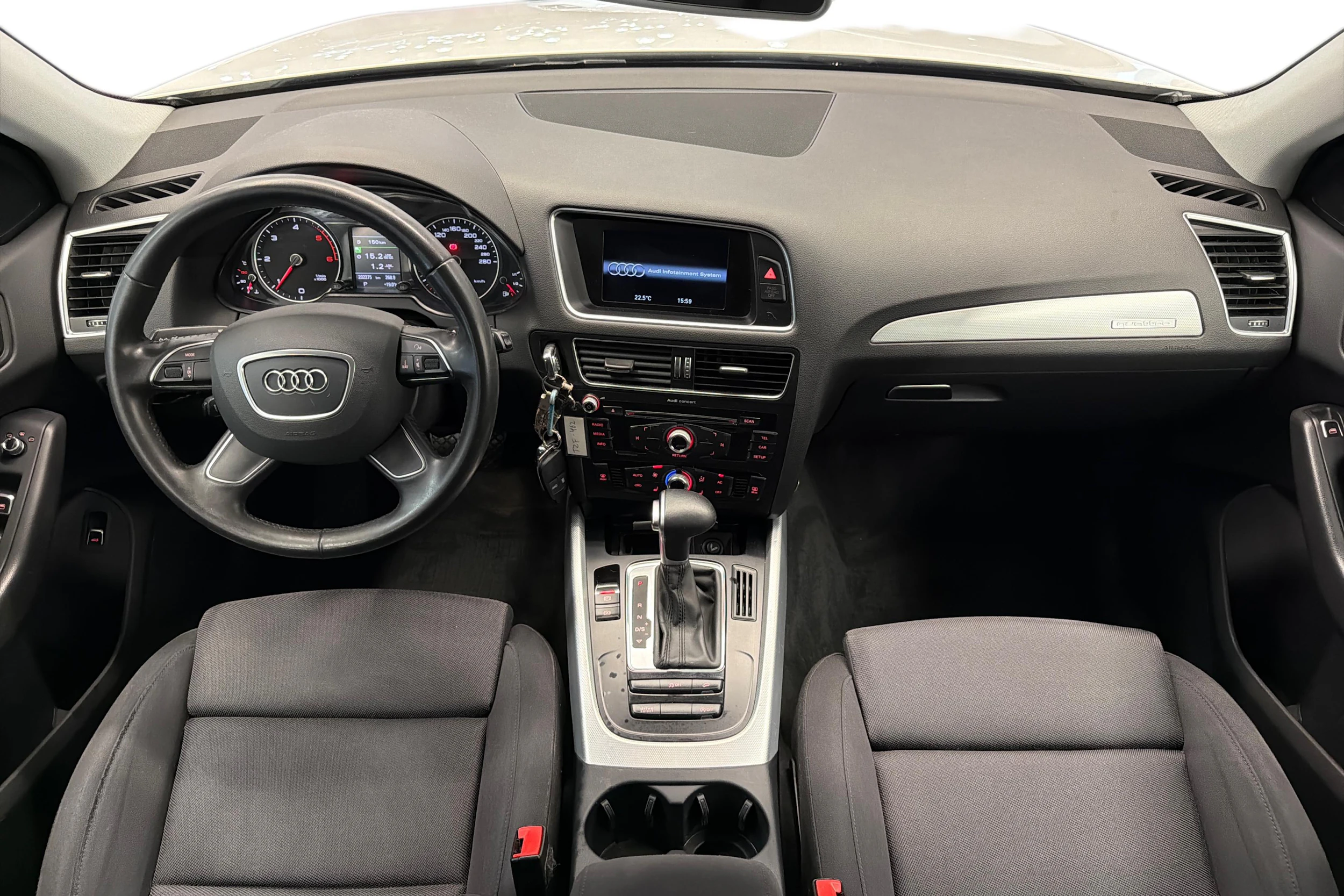 Valkoinen Audi Q5 2014 kuva 7.