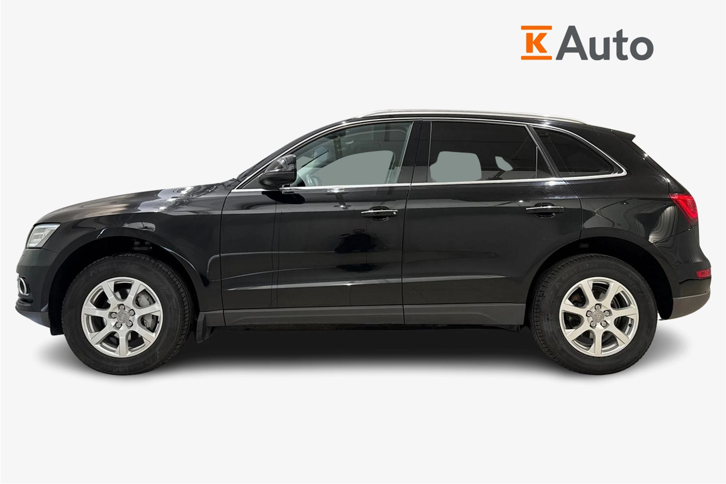 musta Audi Q5 2015 kuva 7.