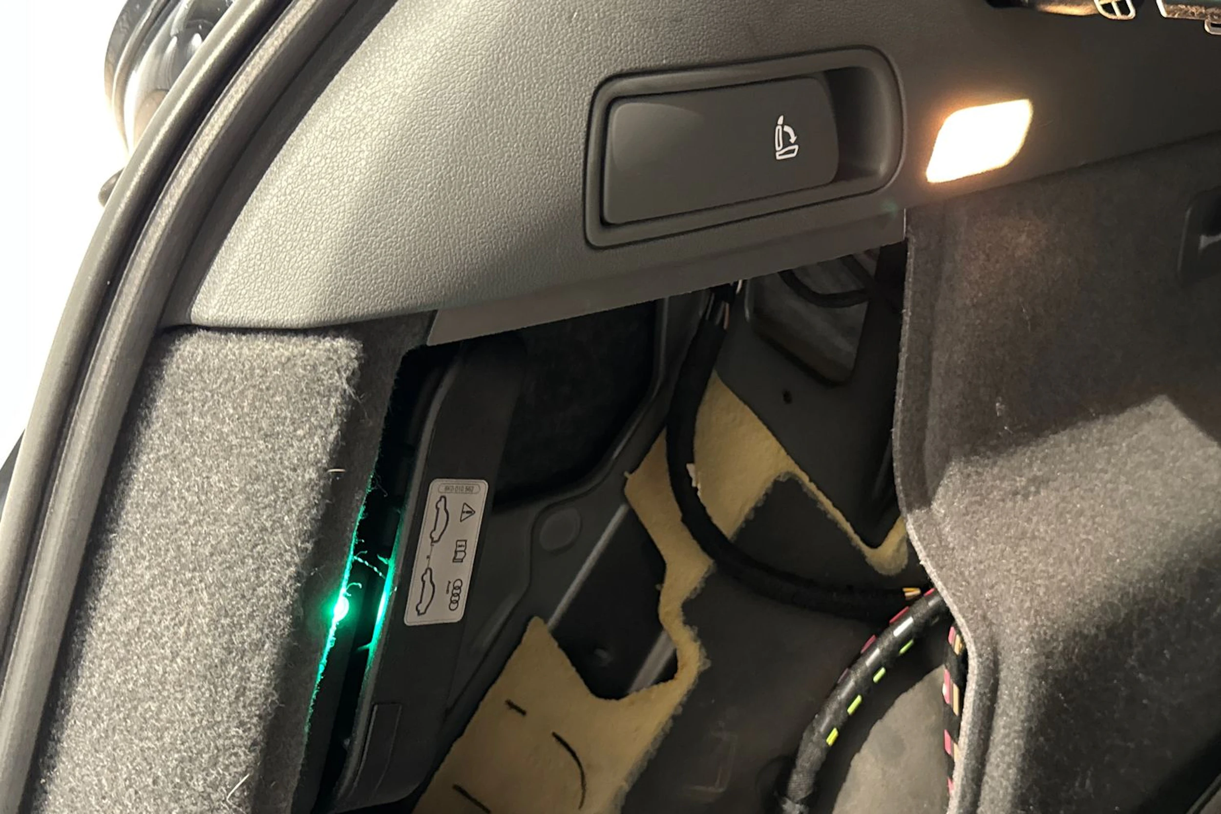 musta Audi Q5 2015 kuva 18.
