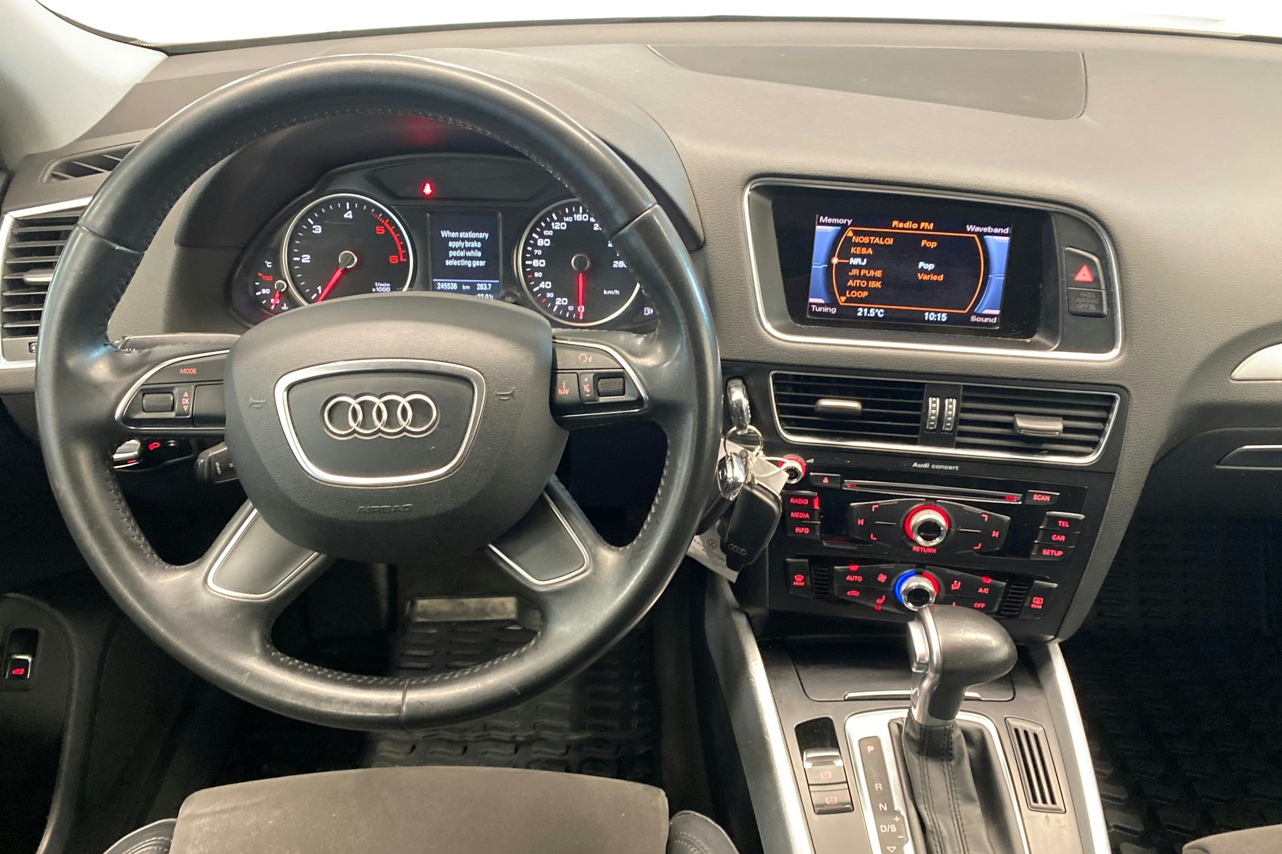 Valkoinen Audi Q5 2014 kuva 9.