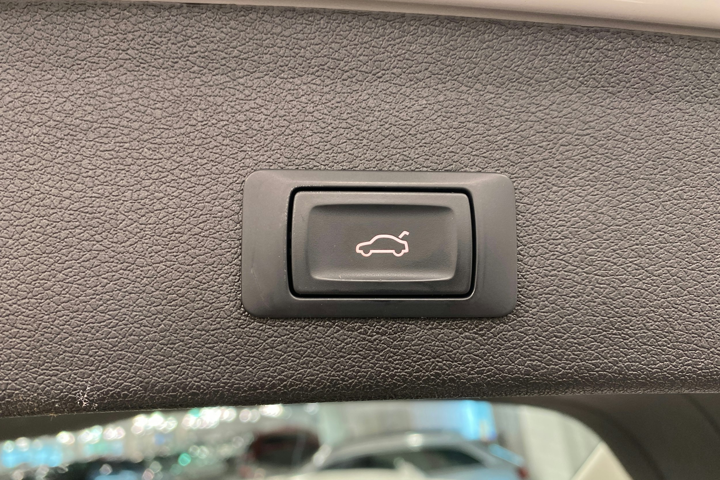 Valkoinen Audi Q5 2014 kuva 15.