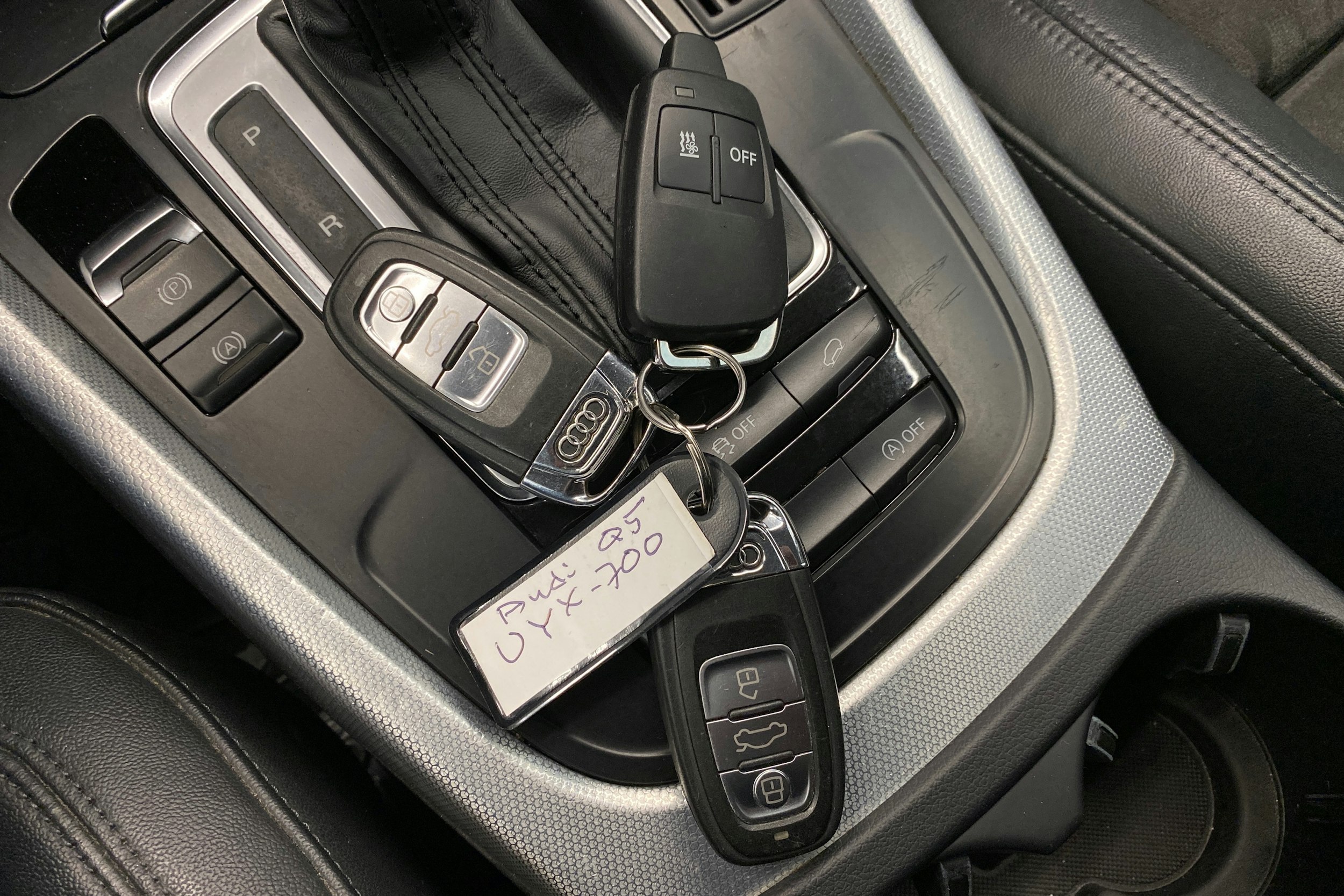 Valkoinen Audi Q5 2014 kuva 27.
