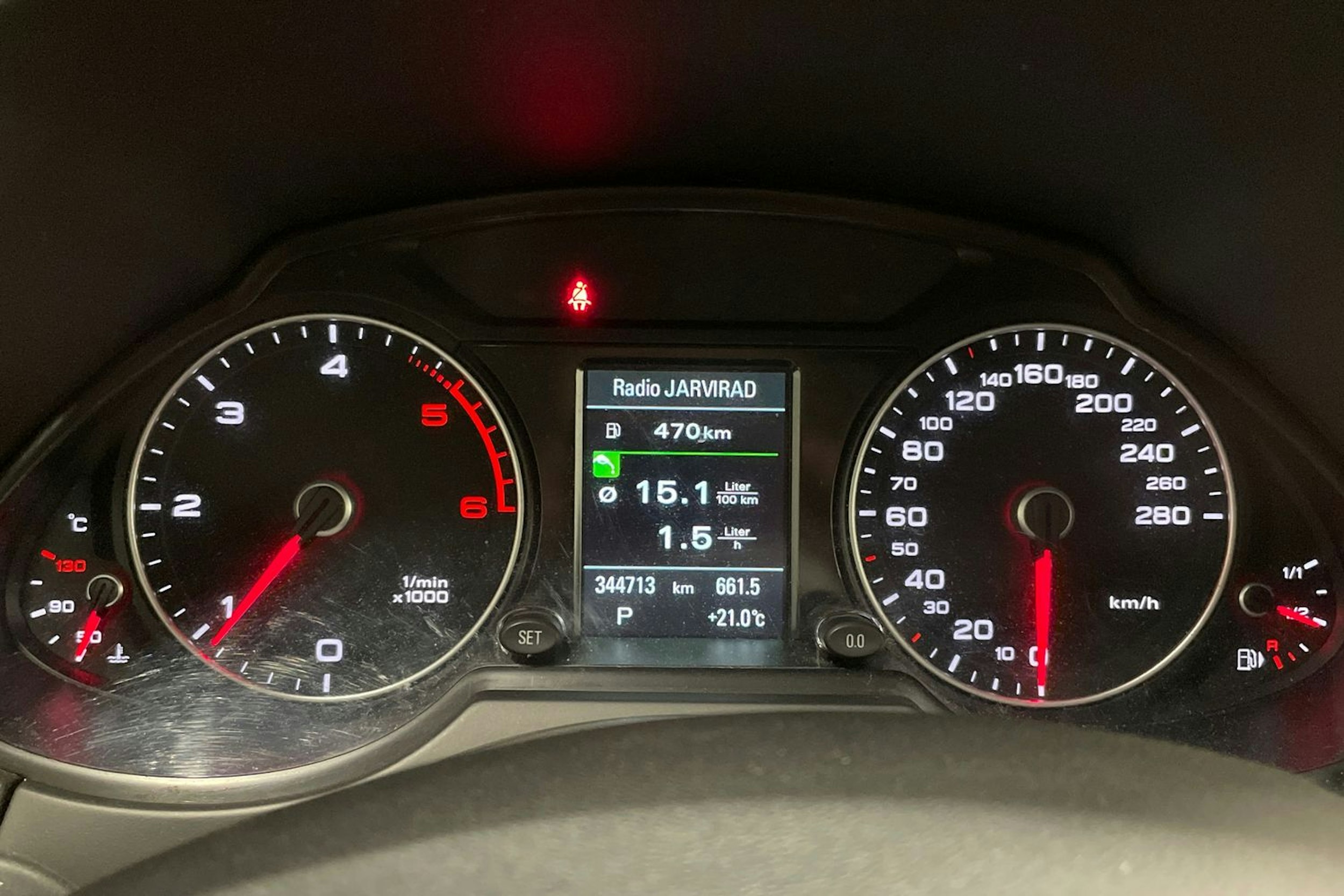 Musta Audi Q5 2014 kuva 15.